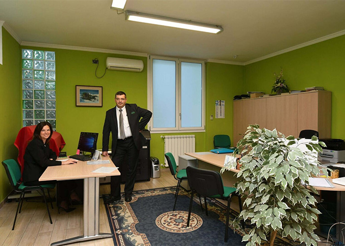 img-gallery